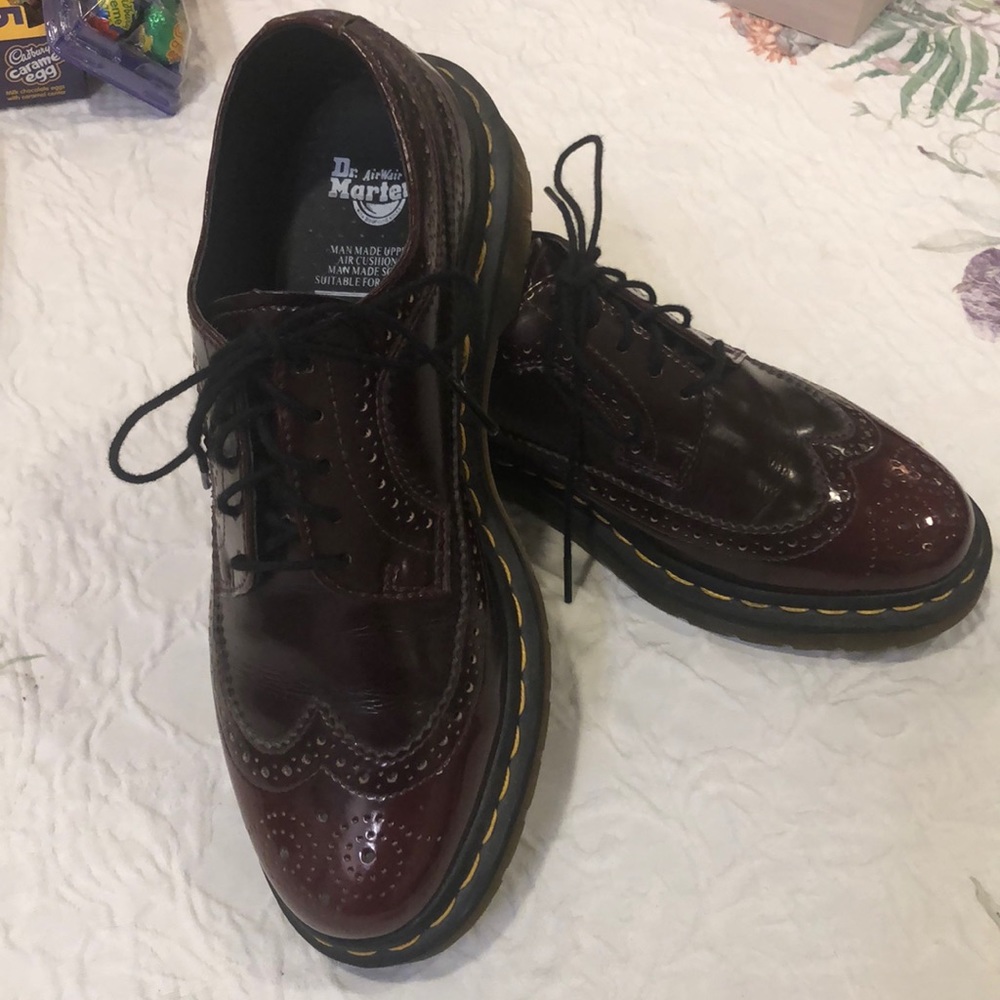 Dr. Marten’s Oxfords for women EU 39 says US 8.